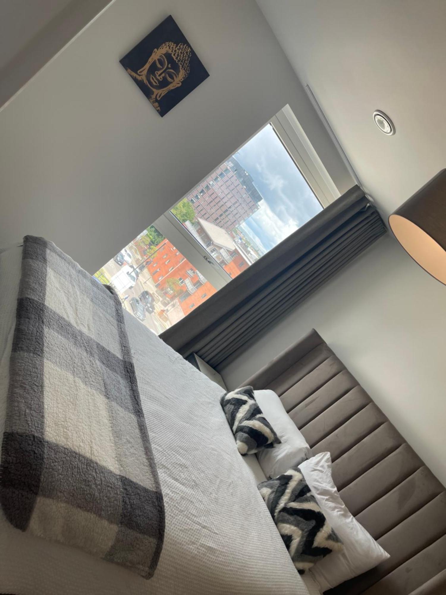 Modern 2 Bedroom City Centre Apartment W Balcony Μάντσεστερ Εξωτερικό φωτογραφία